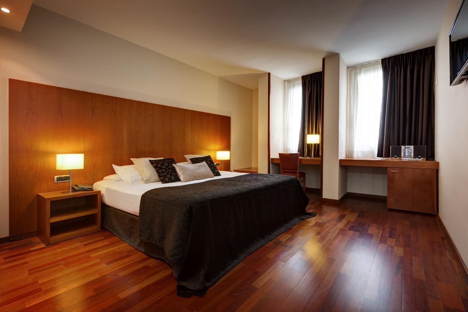 Acevi Villarroel 4* Barcellona